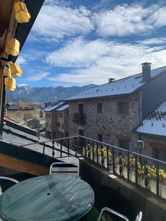 Atico Con Encanto En Bellver De Cerdanya Apartment Ngoại thất bức ảnh