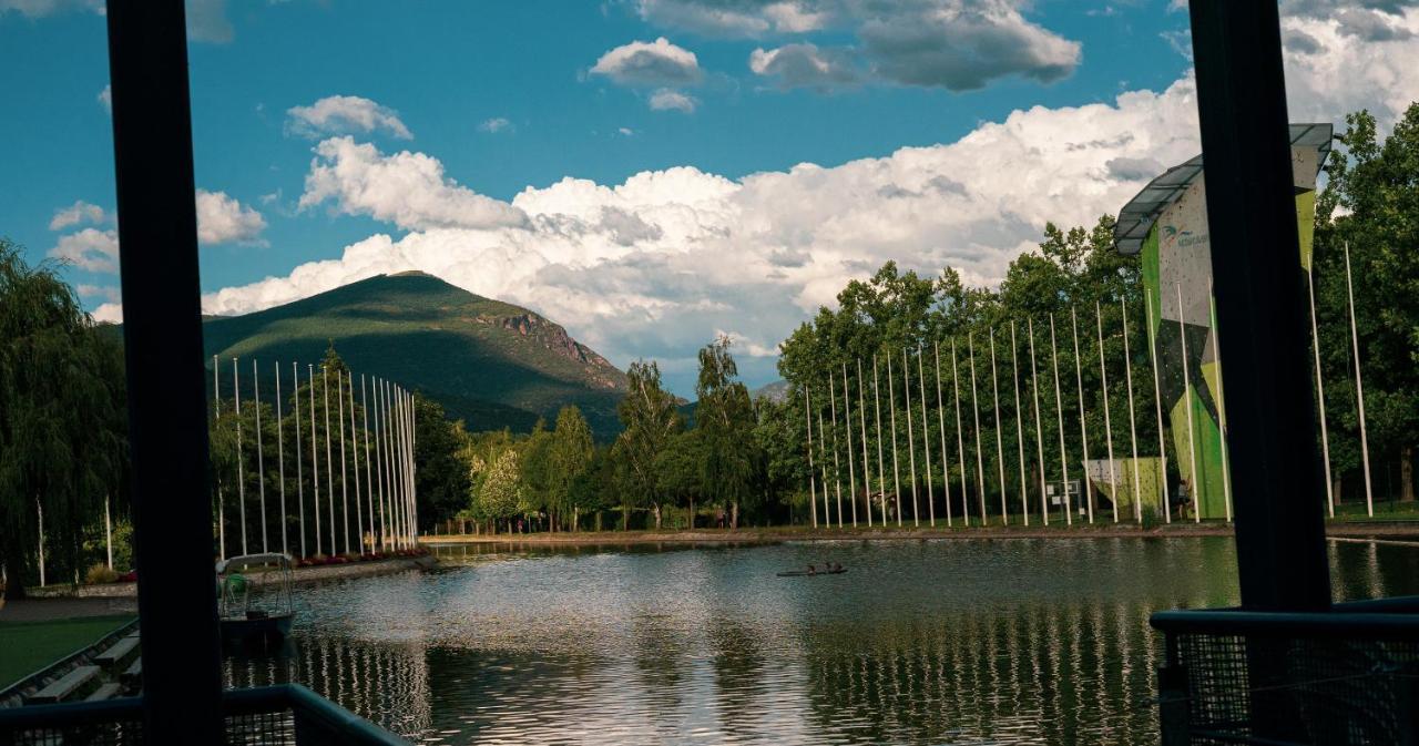 Atico Con Encanto En Bellver De Cerdanya Apartment Ngoại thất bức ảnh
