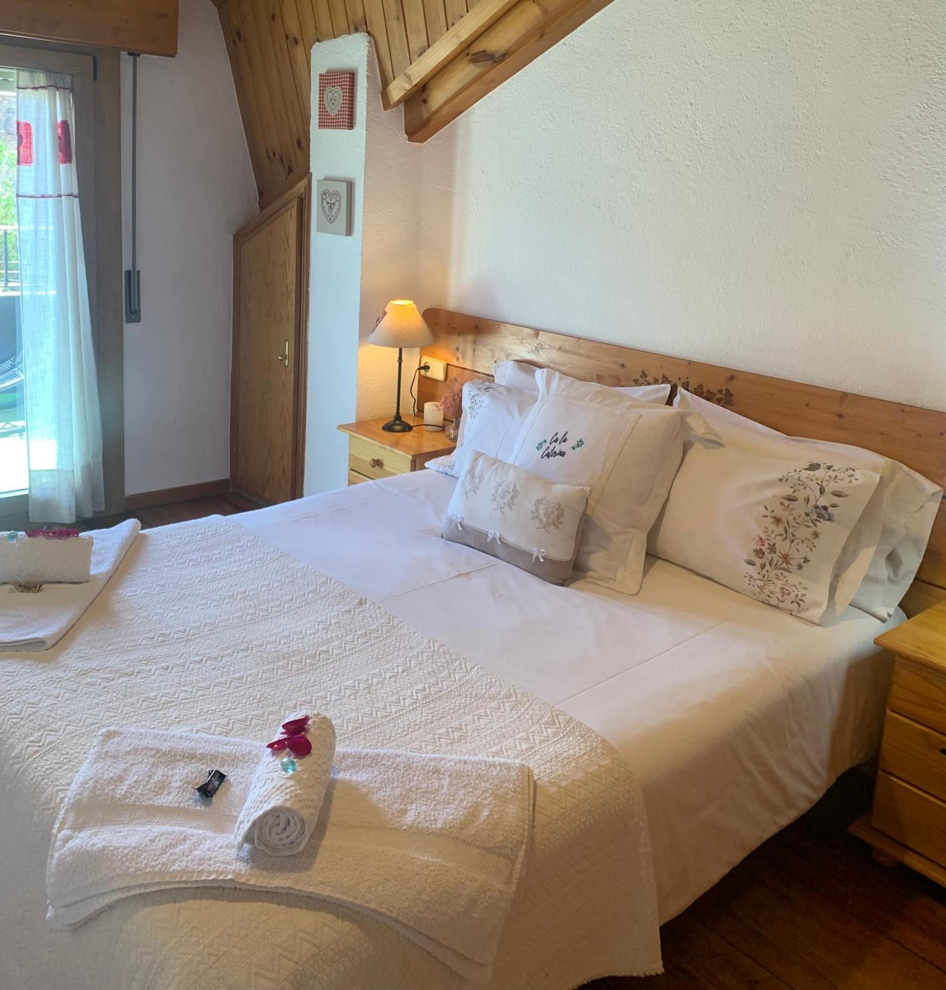 Atico Con Encanto En Bellver De Cerdanya Apartment Ngoại thất bức ảnh