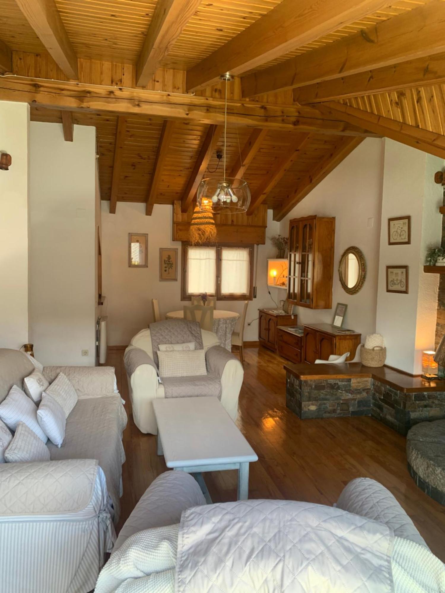 Atico Con Encanto En Bellver De Cerdanya Apartment Ngoại thất bức ảnh