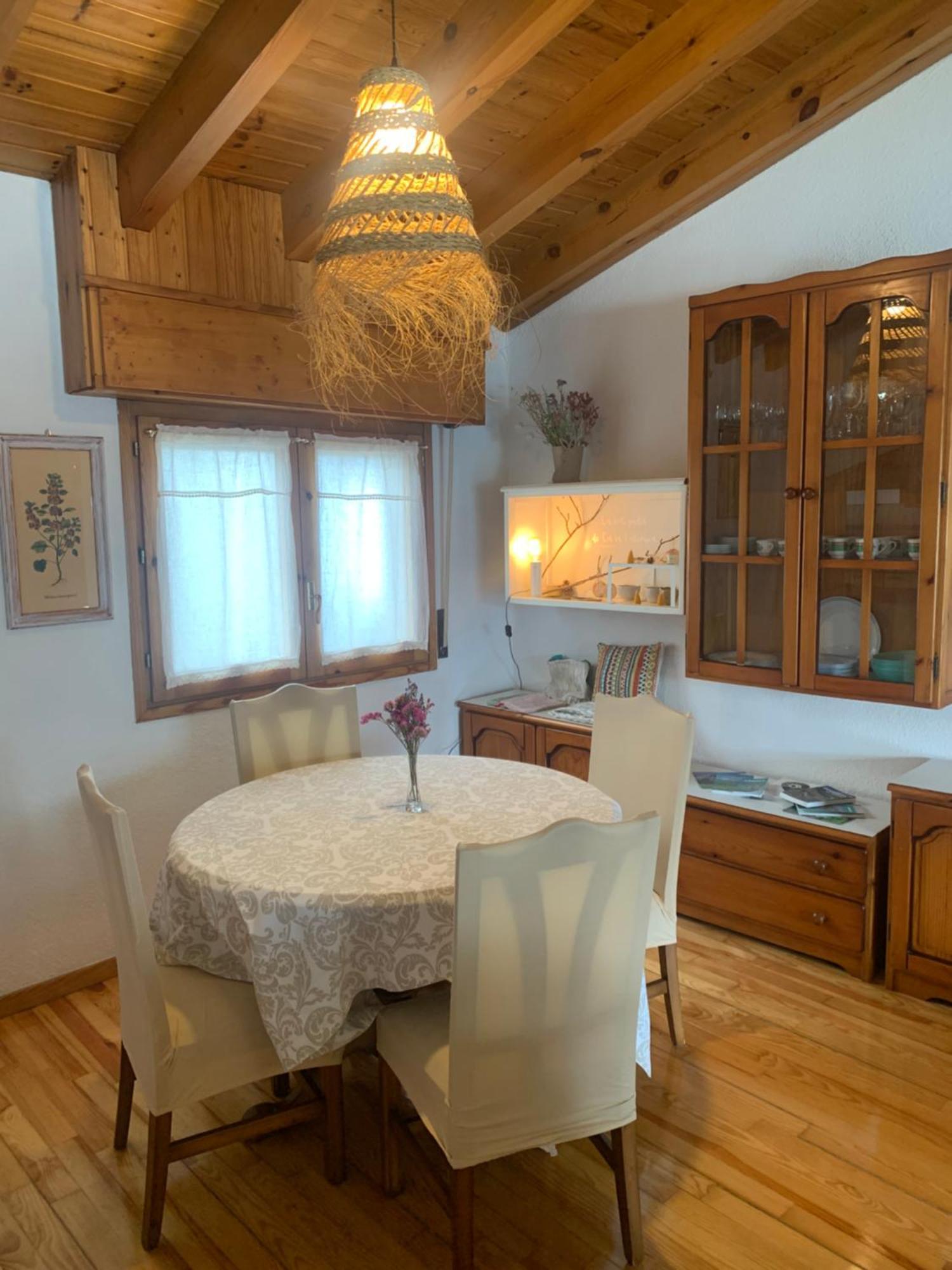 Atico Con Encanto En Bellver De Cerdanya Apartment Ngoại thất bức ảnh